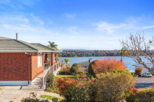Maungatapu Maison | Bay View Gardens - Tauranga Holiday Home