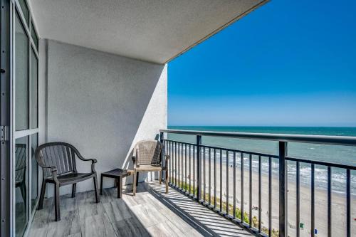 Downtown Myrtle Beach Maison | Bay View Resort 1004