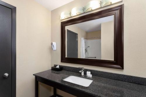 Akron Hôtel | Baymont by Wyndham Copley Akron