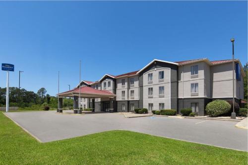 Kreole Hôtel | Baymont by Wyndham Moss Point