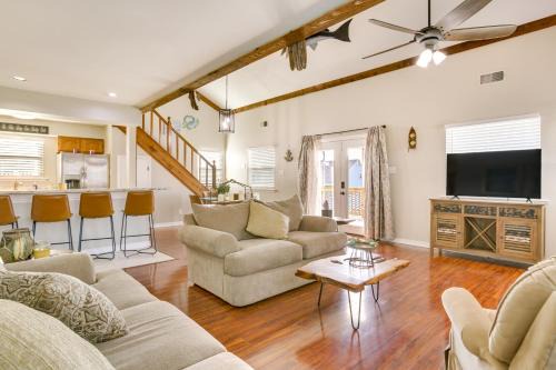 Barataria Maison | Bayou Bliss Barataria Waterfront Getaway with Dock!