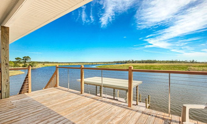 Lacombe Maison | Bayou Lacombe Big Branch Wildlife Refuge Retreat