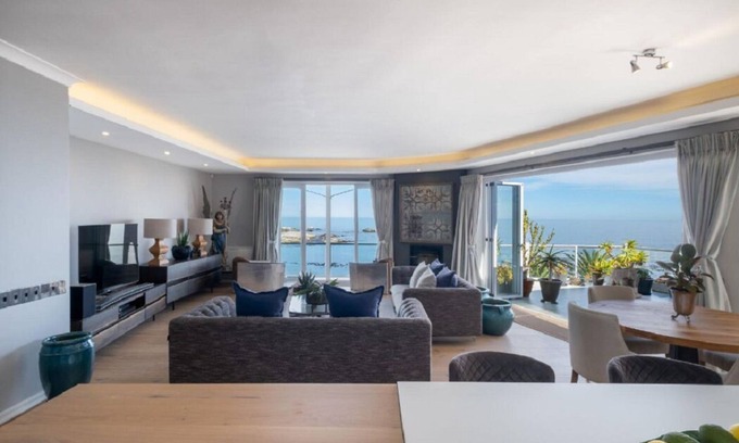 Camps Bay Appartement | Bayside Apartments.