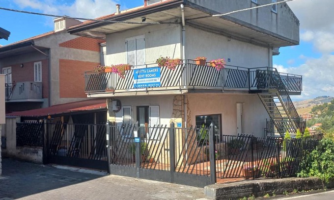 Cesaro Maison | BB Cesarò Mariolo house