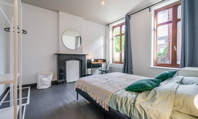 Feronstree et Hors-Chateau Station Balnéaire | 16 m² Chambre privée ∙ 1 chambre ∙ 1 personne