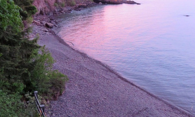 Tofte Copropriété | Laissez-vous envoûter par une vue exceptionnelle sur le lac Supérieur. Perché au dessus de l'eau!