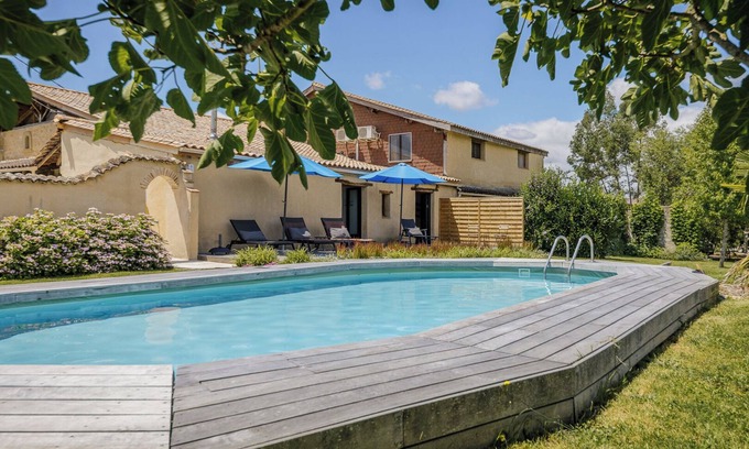 Armillac Maison | Belle maison de vacances très calme avec piscine privée et belle vue