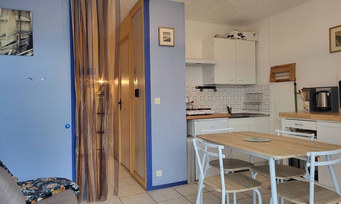 Merville-Franceville-Plage Appartement | Studio avec Terrasse, Parking Privé et Accès Direct à la Plage