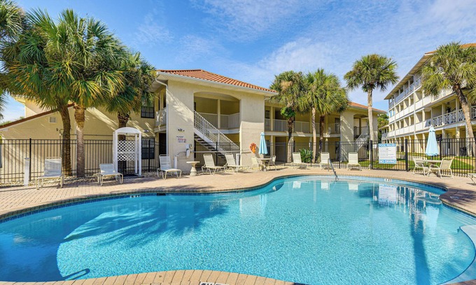 West Panama City Beach Copropriété | Beach Access, Pools & Tennis: Family PCB Condo!