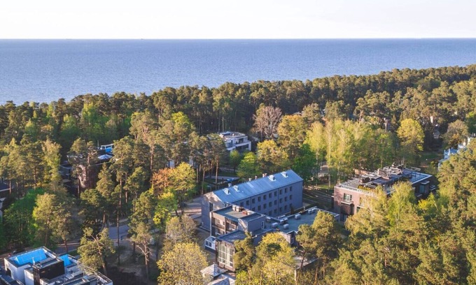 Jurmala Appartement | Beach and forest from apartment in Dzintaru avenue