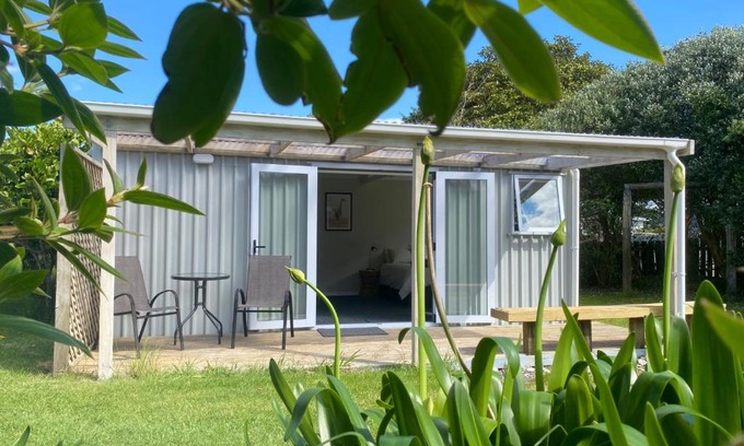 Waihi Beach Maison | Beach Break Cabin - short walk to beach and cafes