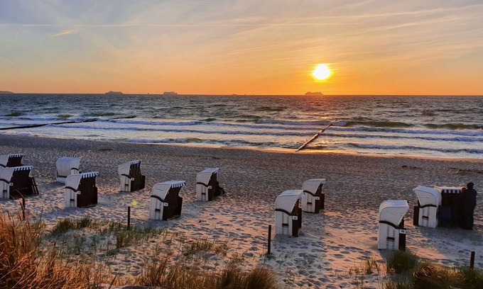 Markgrafenheide Appartement | Beach chair no. 7 - DTV seal of approval