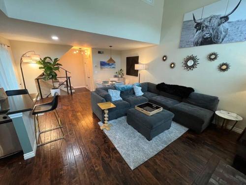 Downtown Maison | Beach Close Townhome