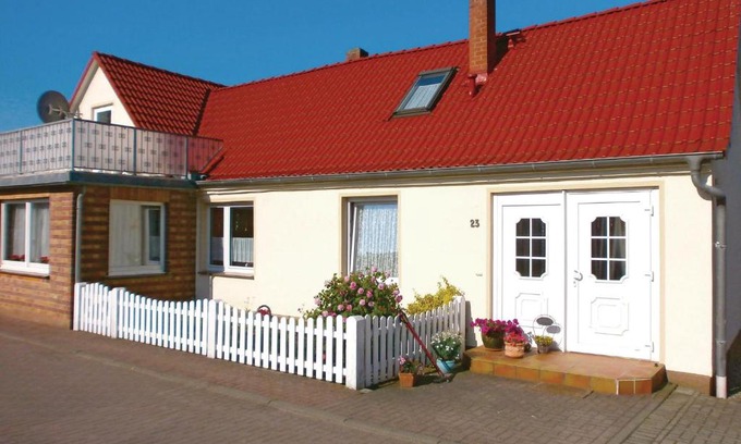 Elmenhorst/Lichtenhagen Appartement | Beach Front Apartment