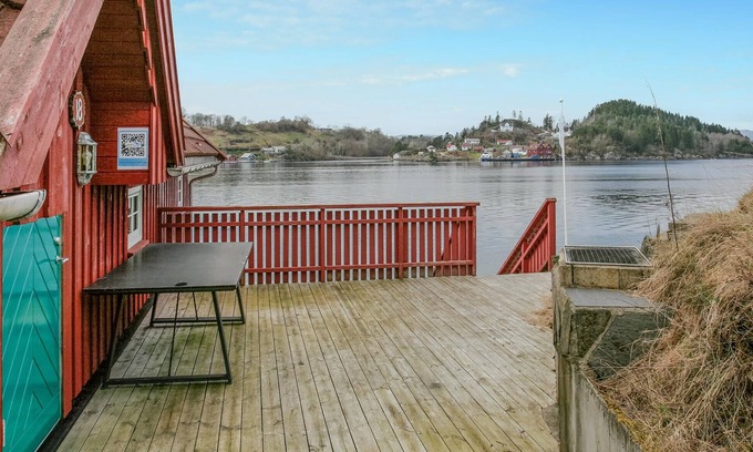 Sjernarøy Appartement | Appartement en bord de mer à Sjernarøy