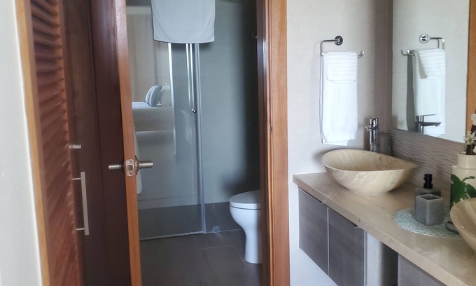 Bani Copropriété | Beach Front Condo at Puntarena