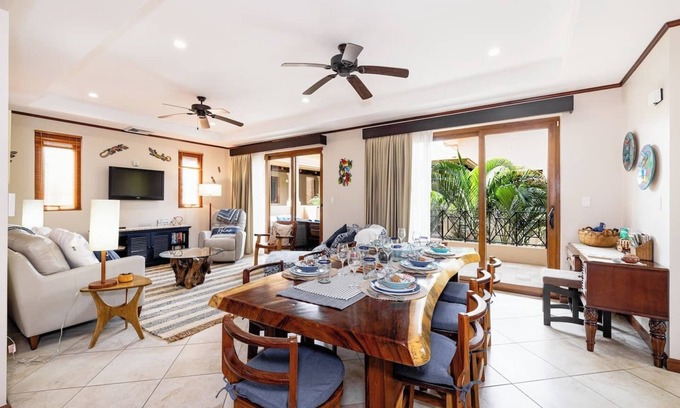 Playa Hermosa Copropriété | Beach Front Luxury Condominium - 3 Bedroom 3 Bathroom