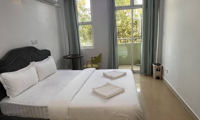 Hulhumale Appartement | Beach Front Room 15 Minutes Taxi From Airport