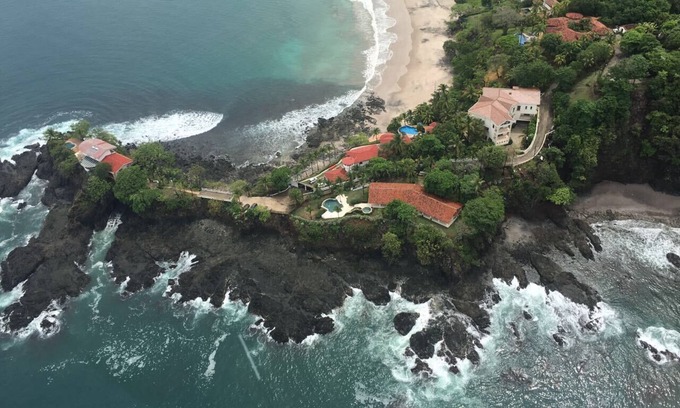 Playa Flamingo Maison | Maison de plage entièrement rénovée avec vue imprenable sur l'océan
