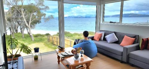 South Arm Maison | Beach Getaway - Blessington Villa