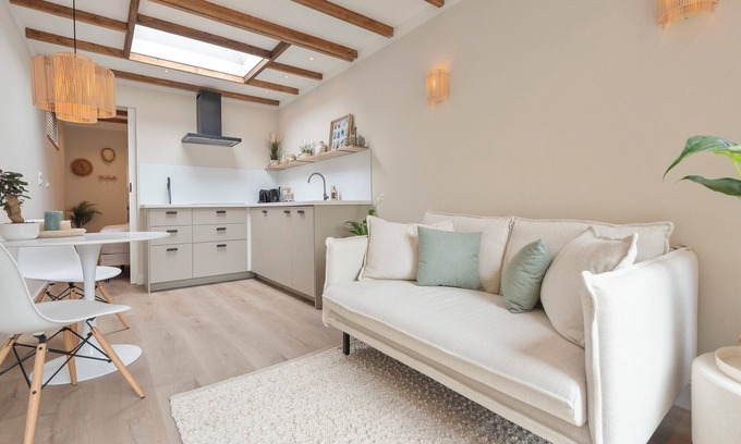 Zandvoort Appartement | Beach House at C with Private Parking