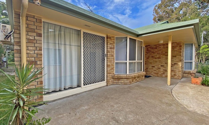 Amity Point Maison | Beach House Backing onto Bush
