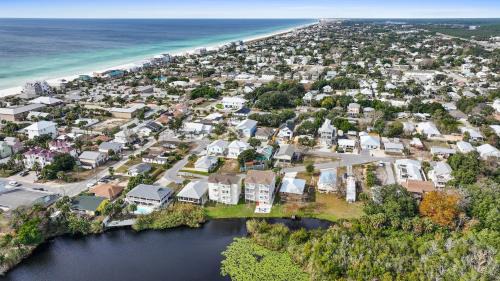 Laguna Beach Estates Maison | Beach House - Happy Wife Happy Life by Panhandle Getaways