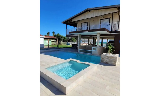 Salinas Maison | Beach House w/pool/ac/wifi/cable/Salinas PR