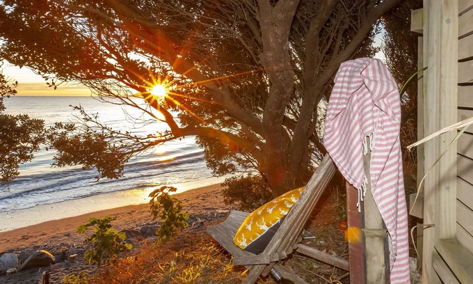 Paraparaumu Maison | Beach side home + Separate apartment Raumati South