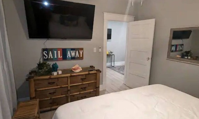 Clarksville Appartement | Beach Vibe close to Museum Row