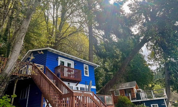 Vashon Island Maison | Beach view getaway with deck, gas grill, firepit and W/D