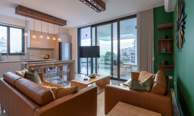 Larnaca Appartement | Beachcomber 2-Bedroom Apartment in Larnaca