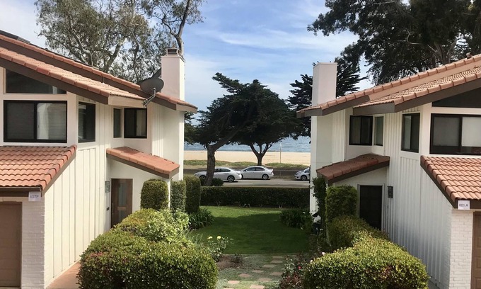 East Beach Maison | Beachfront 2BR Condo on East Beach!