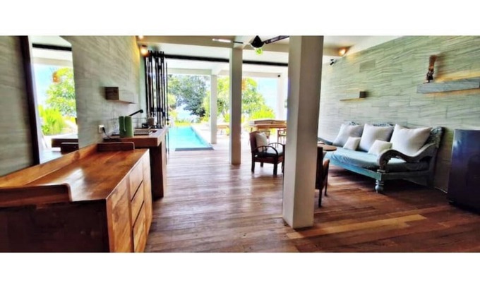 Kalisada Appartement | Beachfront Apartment. Natural, peaceful, relaxed