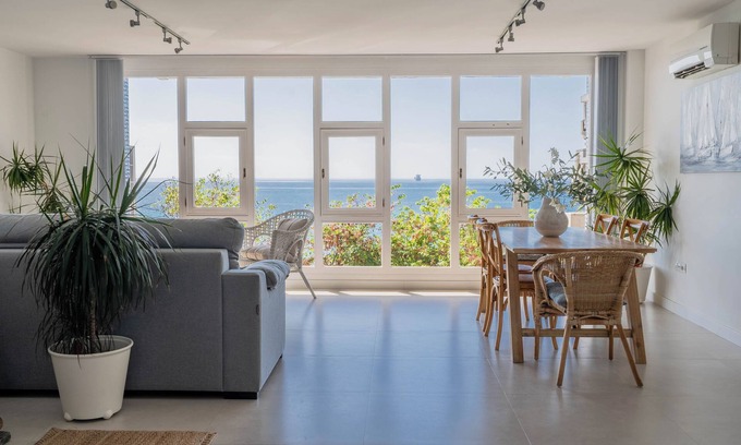 Raval Roig Maison | Appartement en bord de mer dans la ville "The Window"