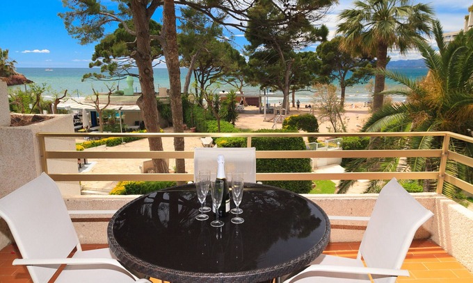 Salou Appartement | Appartement Bord de Mer · Piscine · Wifi · UHC PLAYAMERO 153