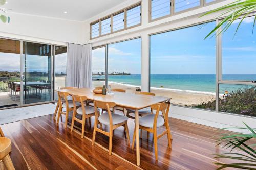 Shellharbour Maison | Beachfront Bliss