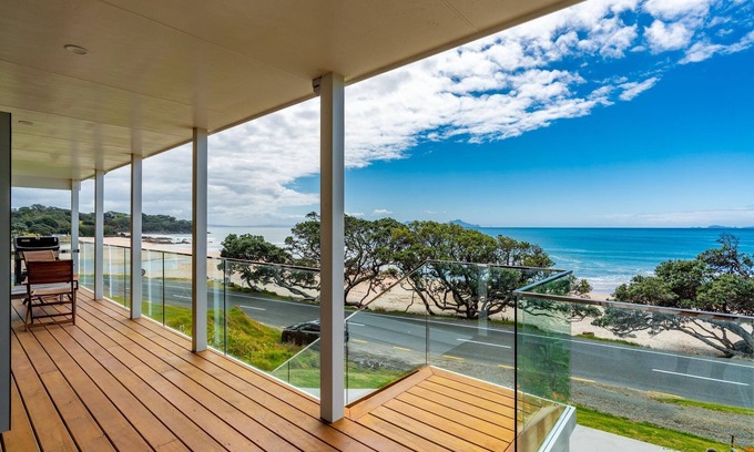 Langs Beach Maison | The Langs - With stunning views, expansive entertaining areas inside and out and an unparalleled location once you are here you won't want to leave. Grab you friends and family or organise your corporate get together at this luxury beach-side retreat