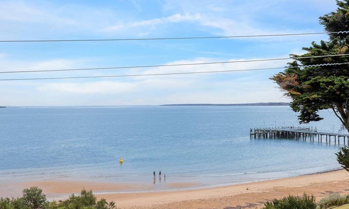 Cowes Maison | Beachfront Bliss in Cowes