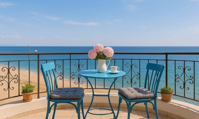 Kiato Appartement | Beachfront Cozy House - Kiatos' Seaview Retreat