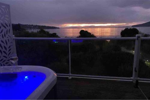 White Beach Maison | Beachfront House - Hot Tub, Ocean Views, Private Beach Pathway