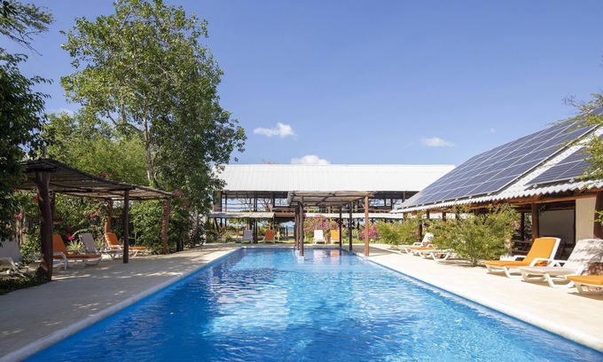Playa Grande Maison | Maison en bord de mer, piscine, salon de yoga au milieu d'une forêt de 70 acres