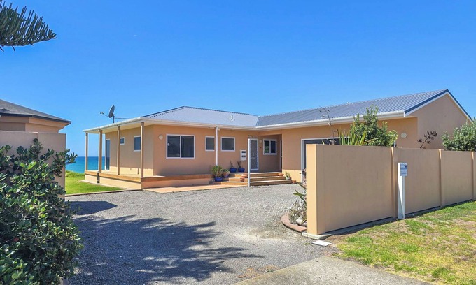 Pukehina Maison | En bord de mer - au paradis!