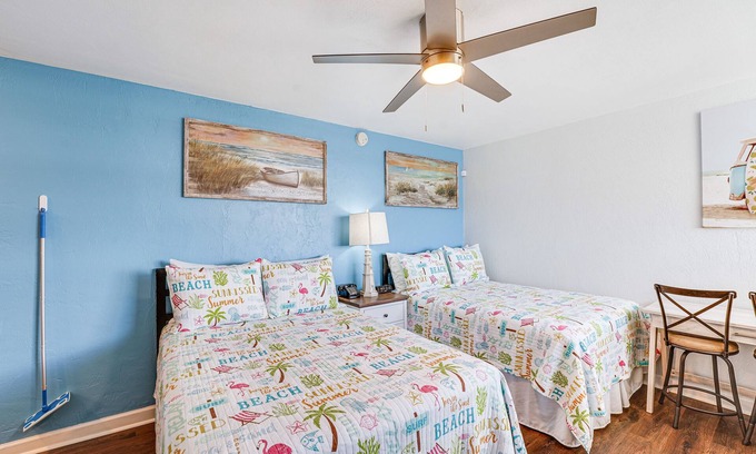 Bostwick Park Appartement | Beachfront Studio w/ Community Indoor Pool!