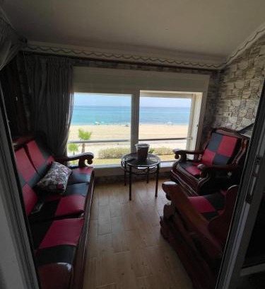 Fnideq Appartement | BEACHFRONT VUE SUR MER APPARt