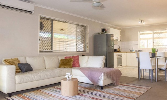 Bracken Ridge Maison | Beachside Bliss - 3BR Home