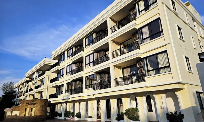 Nai Harn Appartement | Beachside Gem with Lake, Cafes and more