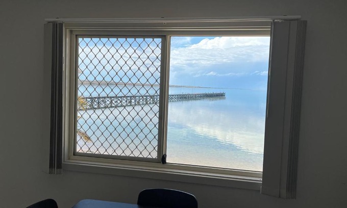 Ripon Appartement | Beachside & Jetty View Apartment 7 - Sea Eagle Nest Apartment