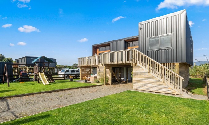 Otaki Beach Maison | Beachside Sanctuary – Otaki Beach Holiday Home