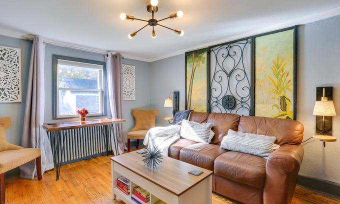 Beacon Appartement | Beacon Apt w/ Patio + Grill; Walk to Main St!